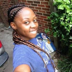 Meet your Posher, Danielle